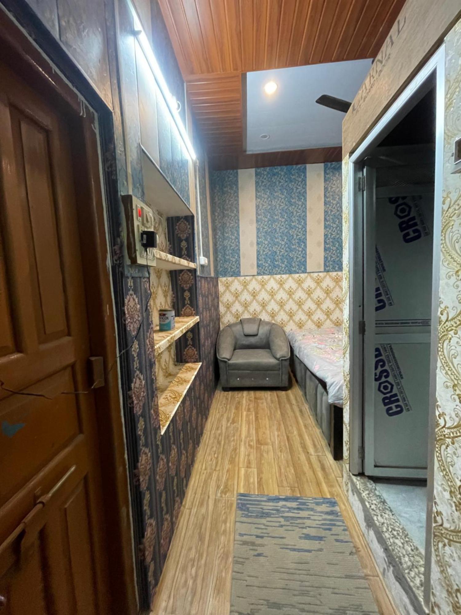 Swastik Home Stay Ravindpuri Varanasi Eksteriør billede