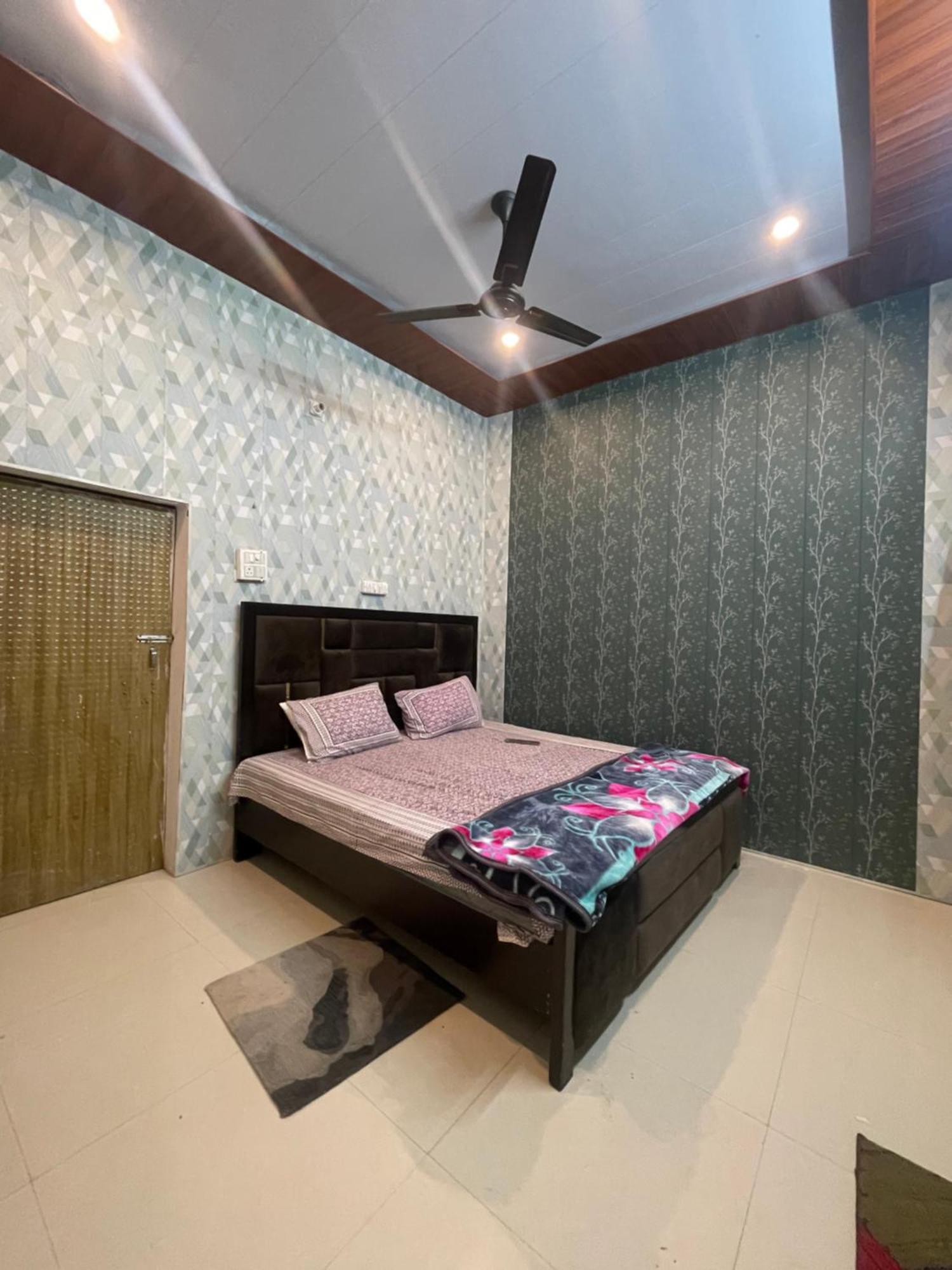 Swastik Home Stay Ravindpuri Varanasi Eksteriør billede