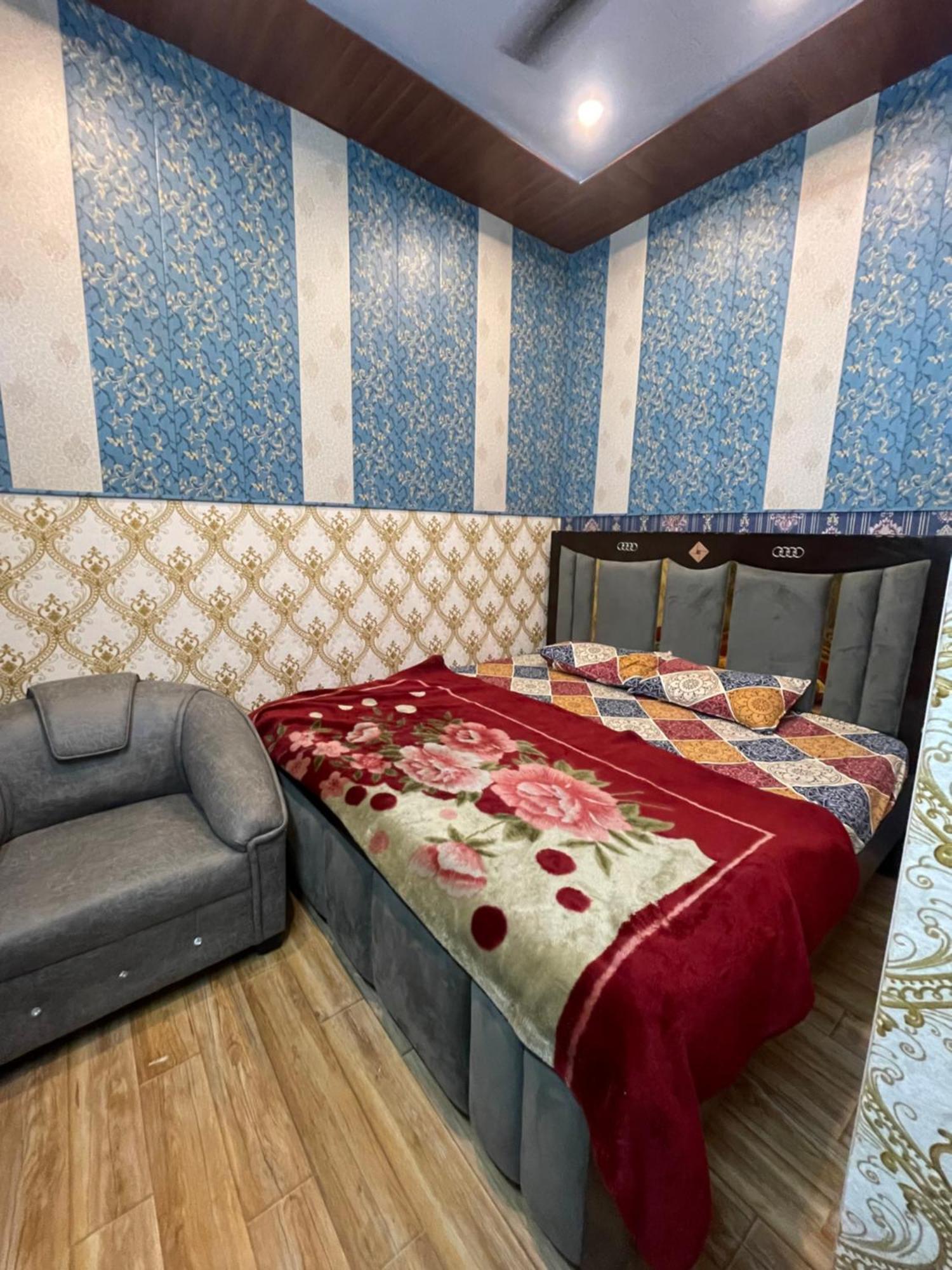Swastik Home Stay Ravindpuri Varanasi Eksteriør billede