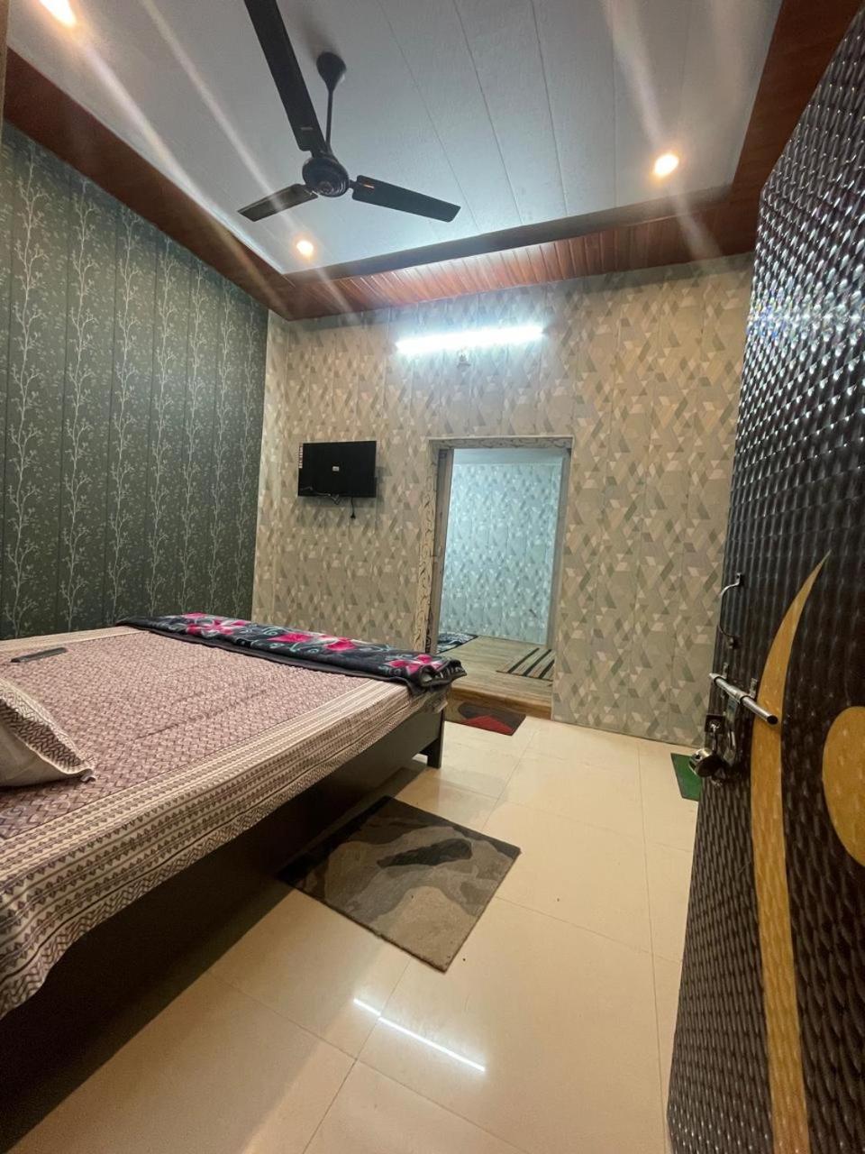 Swastik Home Stay Ravindpuri Varanasi Eksteriør billede